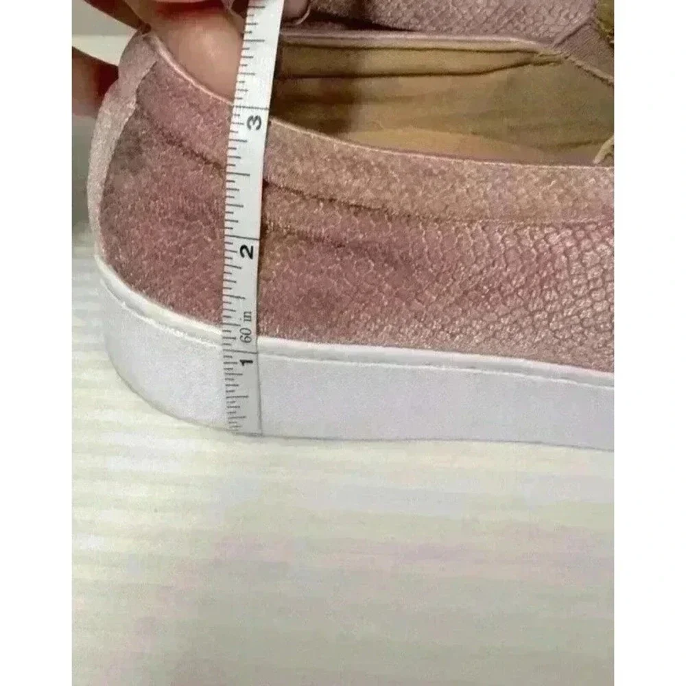 Vionic Women 7.5 Slip On Sneakers Comfort Orthotic Ergonomic Midi Holiday Velvet